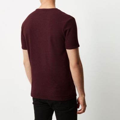 Burgundy textured T-shirt